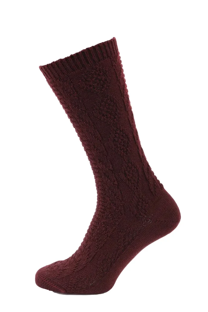 Luise Steiner Trachtensocken 1620-45 Burgund