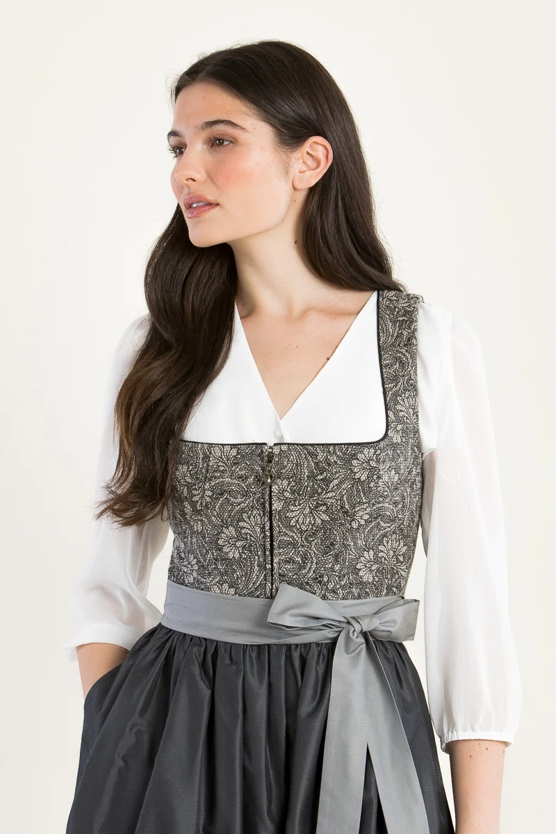 Wenger Dirndlbluse Petra ecru