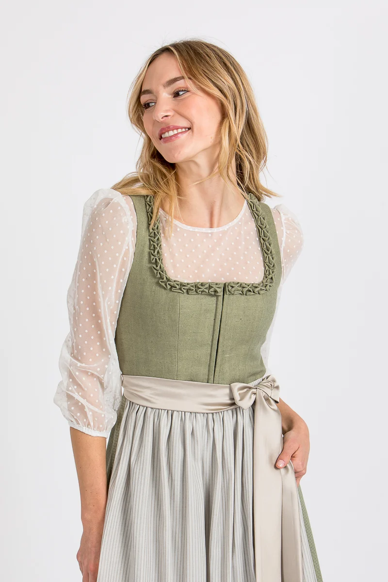 Alpenherz Dirndlbluse Kim Dots weiß