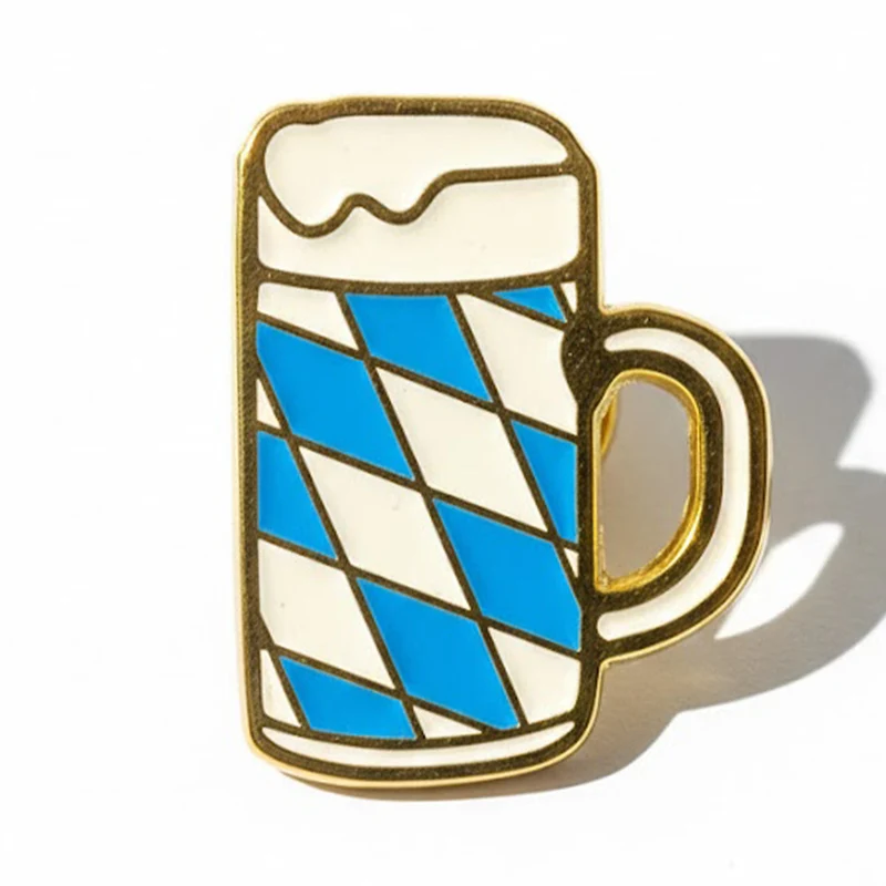 Maßkrug Pin weiß-blau – Rauten Trachten-Anstecker