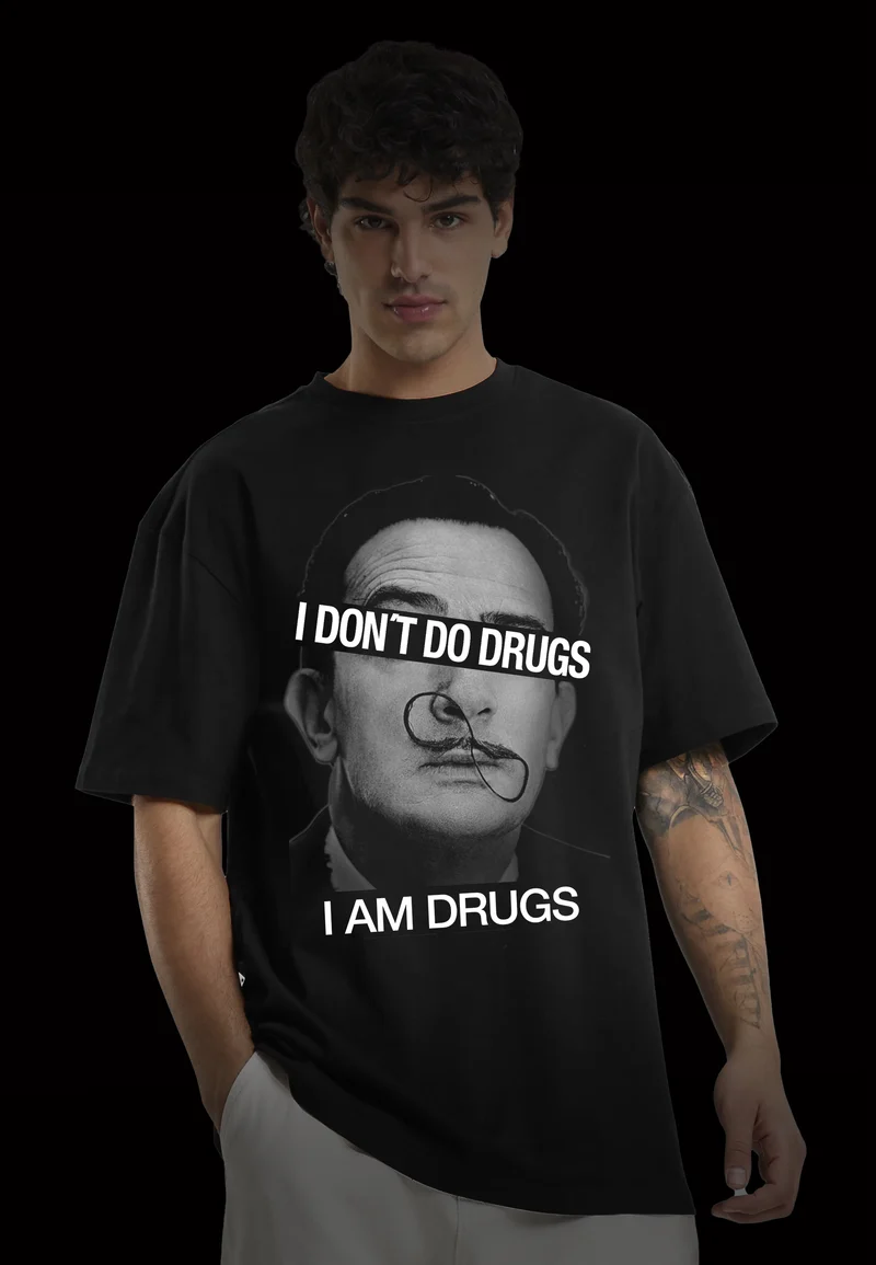 "I dont do drugs" Techno Oversize Shirt (Frontprint)