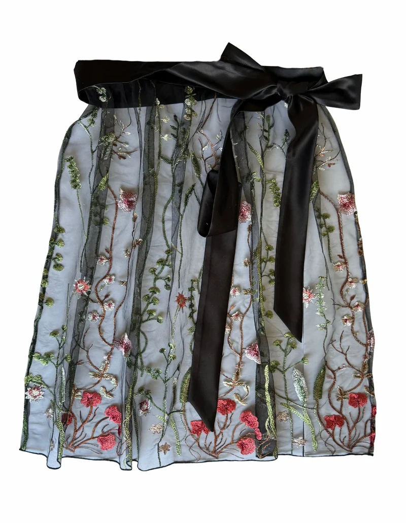 Winter Floral Apron: MADE-TO-ORDER