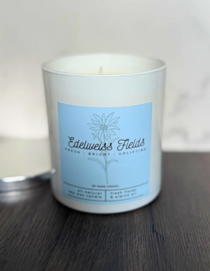 Edelweiss Fields Candle: 11oz Glass Tumbler