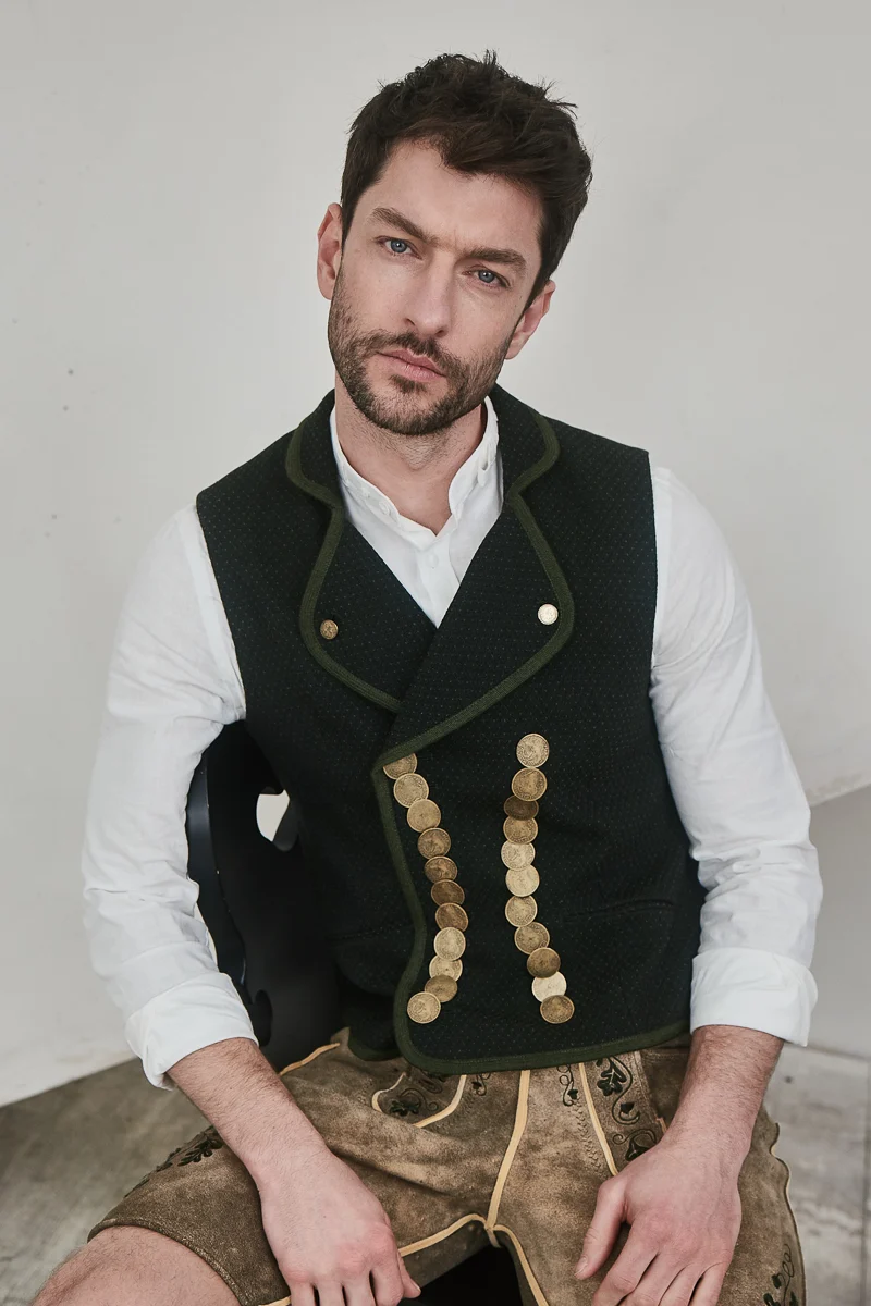 Gottseidank Kutschergilet Benedikt Flaschengrün