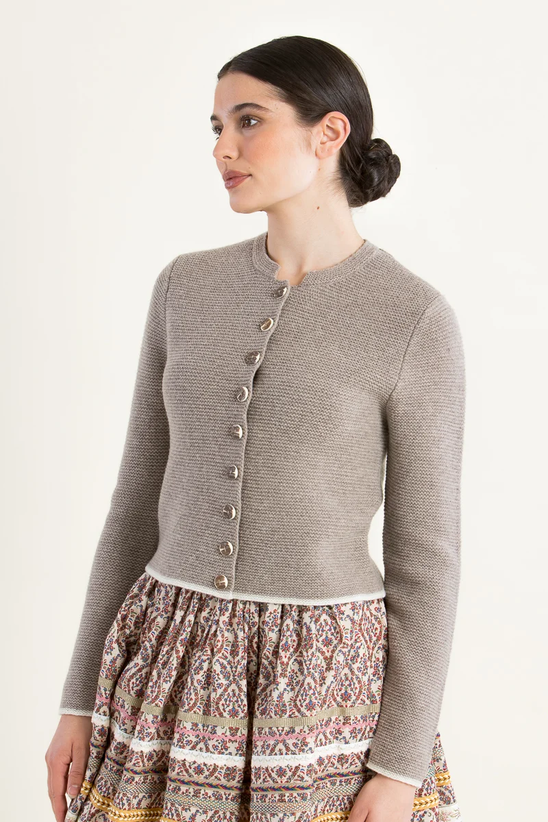 Fei scho schee Strickjanker taupe