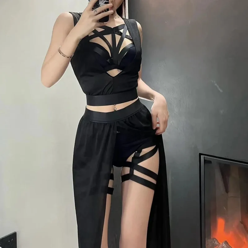 Kinky 4pcs Set – Rock | Sleeveless Black Top | BH | Underpants