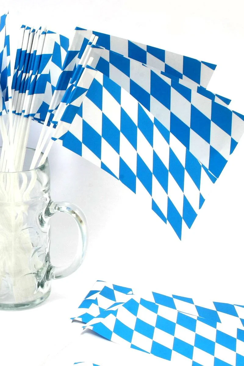Bayrische Papierfahnen